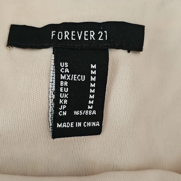 Forever 21 - Picture 5 of 5